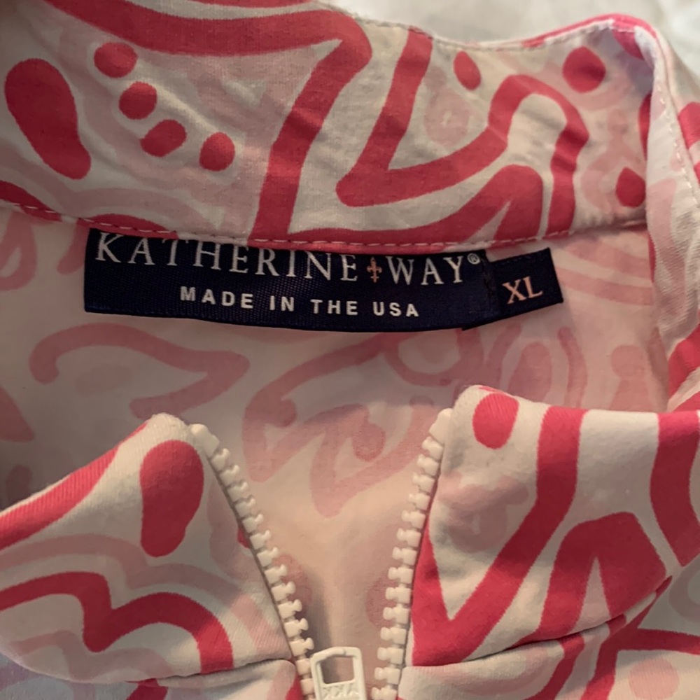 Katherine Way XL golf dress with 3/4 sleeve and two front pockets. Slimming!